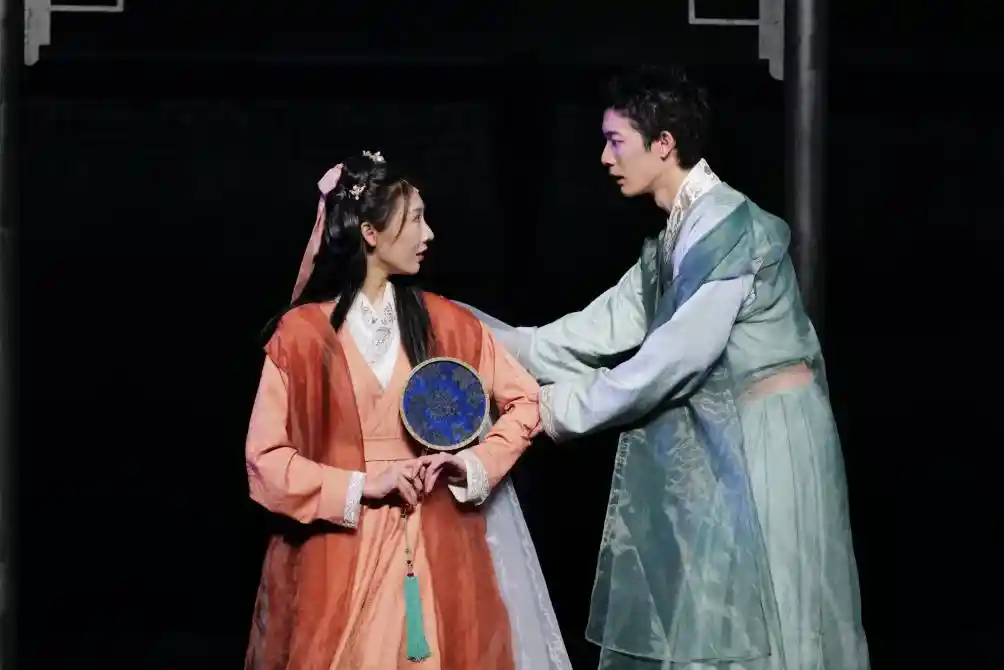 《三生三世牡丹亭:一场生命的觉醒之旅》