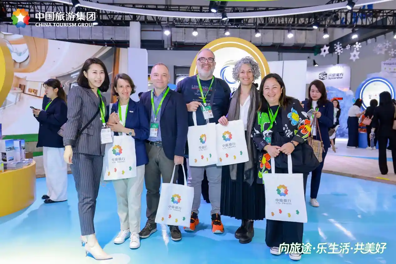 中旅旅行亮相2025旅交会，创新产品引领文旅新未来