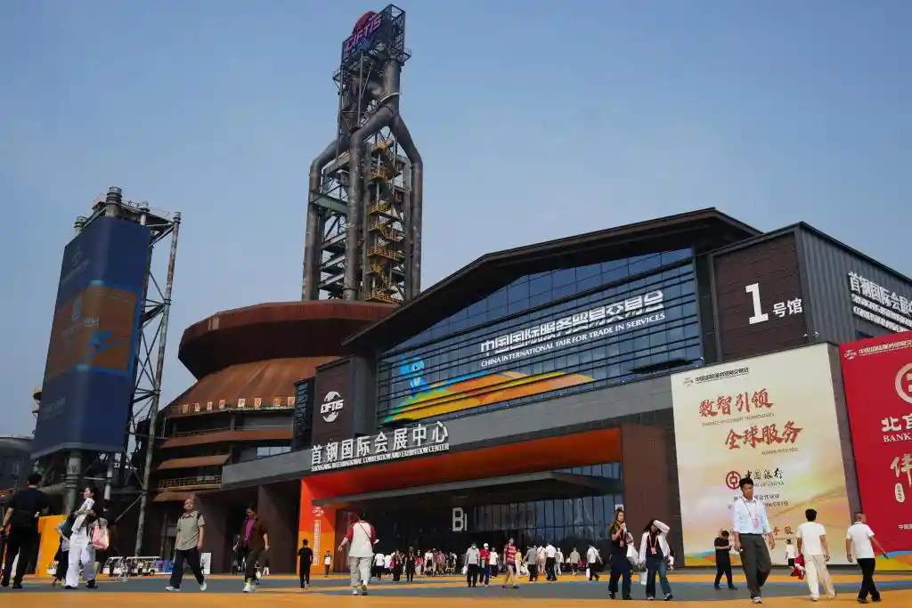 生产线变身风景线：工业旅游解锁新体验