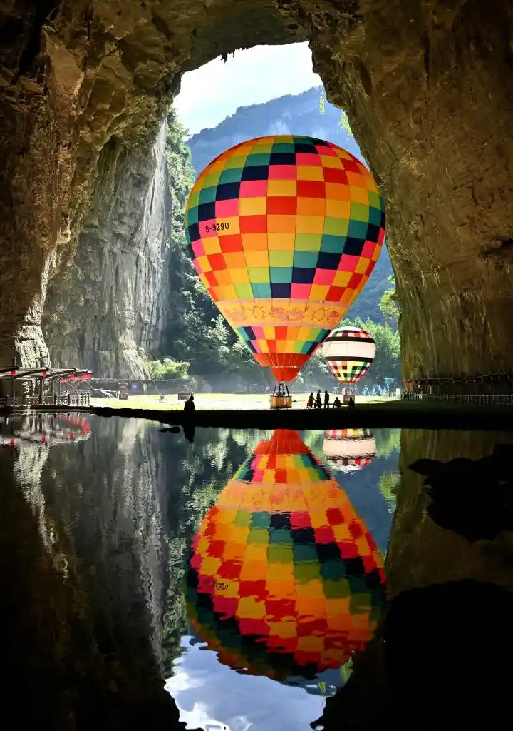 土家秘境现文化热，避暑洞穴成新网红打卡地