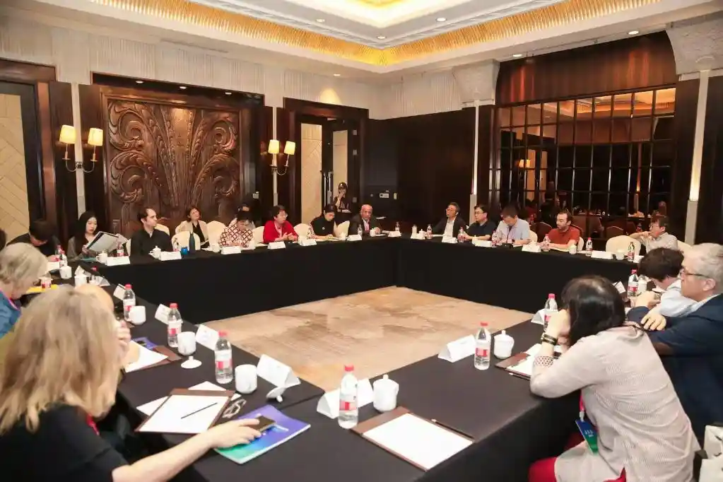 解码中国：汉学家眼中的文学密码与翻译之道