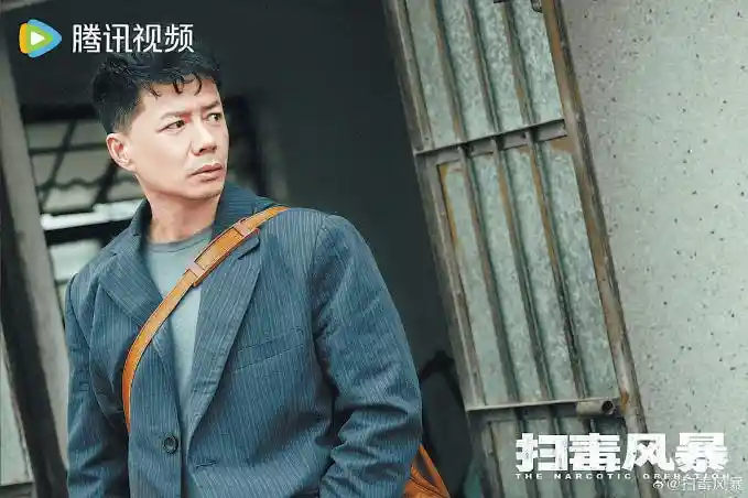暑期档政法悬疑剧破圈：热点题材引爆创作新可能