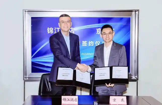 京东酒旅4+2战略曝光，刘强东亲自站台，老K揭秘合作背后逻辑