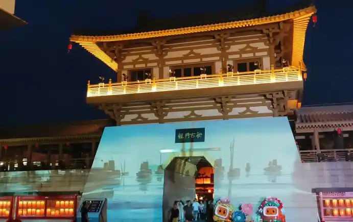 洛阳夜经济燃出新魅力