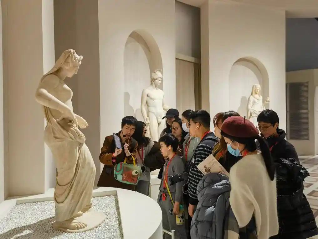 冰雪跃动、非遗焕新、体育燃情——元旦旅游市场迎来现象级开门红